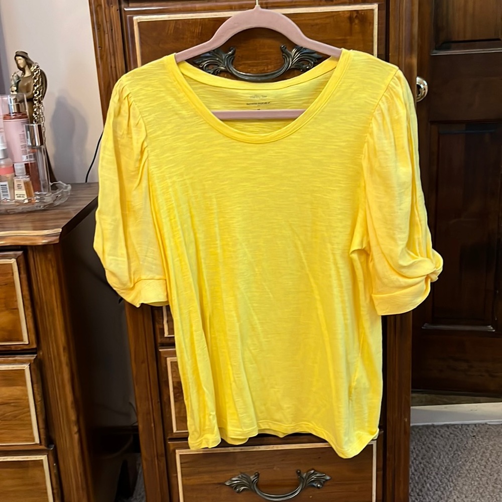Banana Republic- Malibu tee